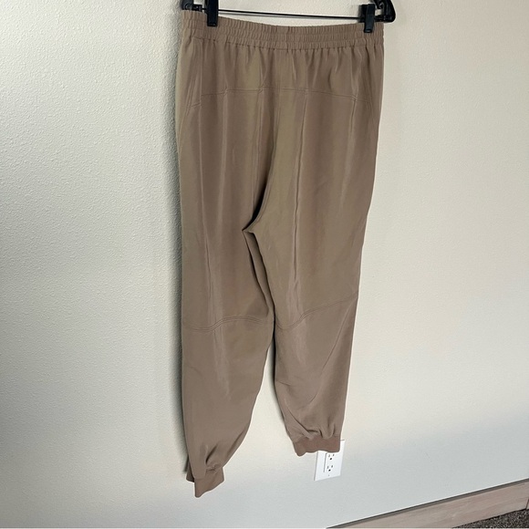 Rag & Bone NWOT Crepe Jogger Pant Clay Tan Beige Zip Ankles Casual Women’s Large - Picture 9 of 13